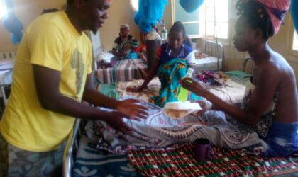 Young G e amigos organizam natal solidário em Inhambane