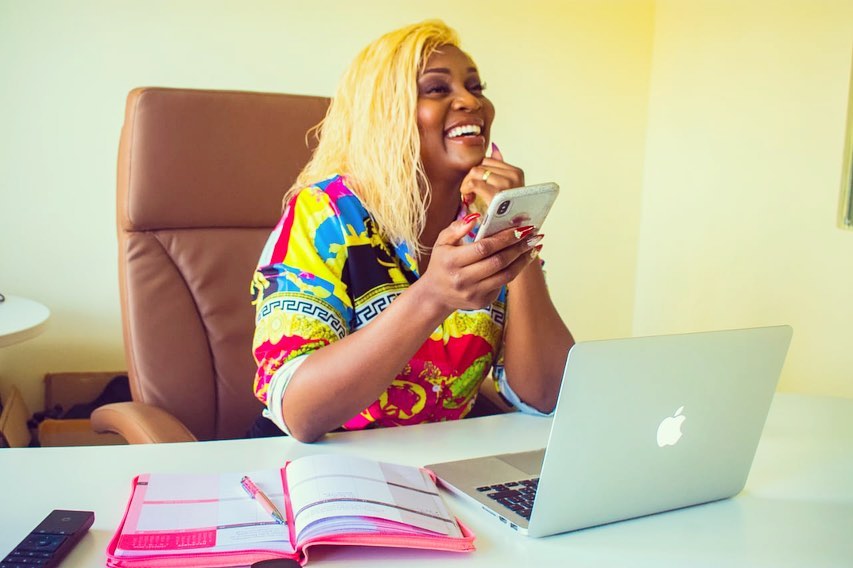 “Ni Txati Mina” da Lizha James alcança 1 Milhão de views no YouTube