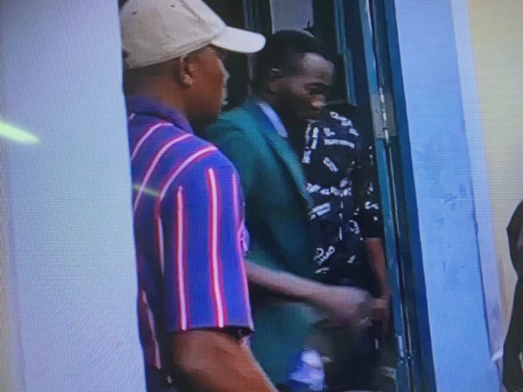 Joe Williams “em quarentena” no pavilhão nove da BO