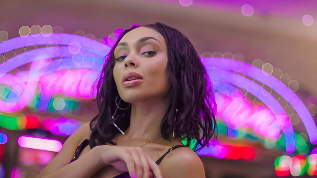 Shellsy Baronet anuncia lançamento de novo vídeo clipe