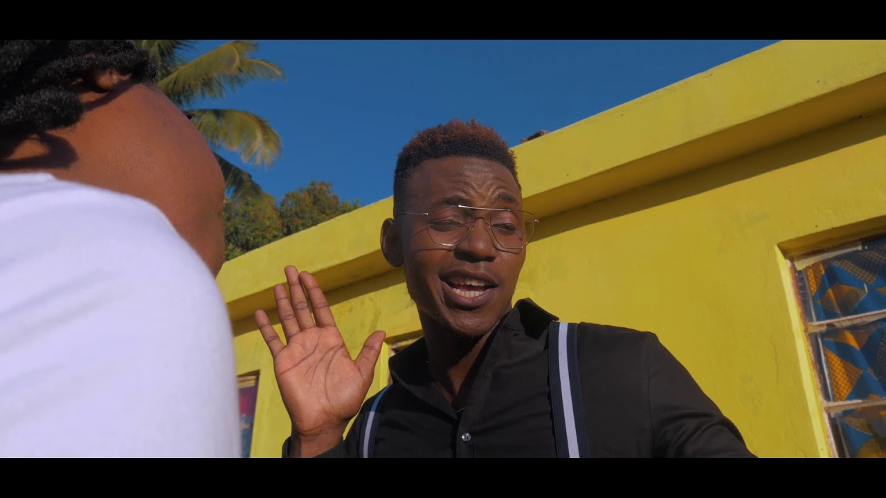 Justino Ubakka- Dzunissa Mbilo Yanga (Vídeo oficial)