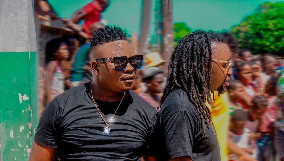 Nelson Tivane tornou-se numa máquina de fazer hits em Moçambique Nelson Tivane tornou-se numa máquina de fazer hits em Moçambique