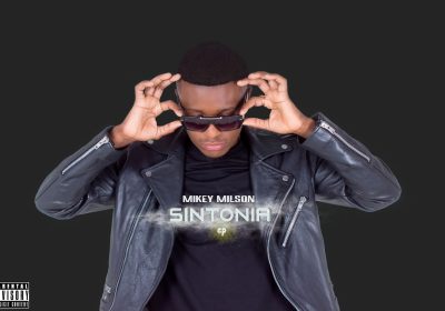 Saiba por onde anda o artista Mikey, que participou da música “Me Dá” de Celso Notiço