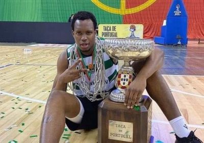 Basquetebol: Jeremias Manjate é campeão de Portugal aos 22 anos de idade