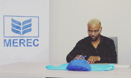 Laylizzy e Pookie (seu cão) são a nova cara da MEREC