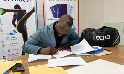 Hot Blaze renova contrato com a Tecno Moçambique