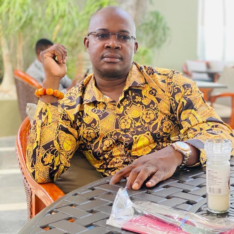 Biografia de Dino Mamudo Foi