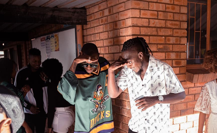 Nikotina KF desafiado a improvisar durante uma hora sem parar na TV