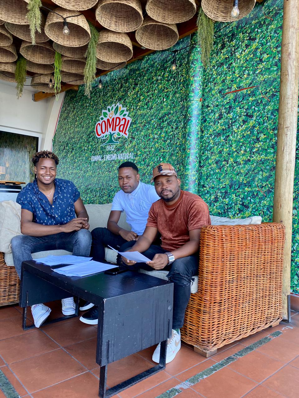 Simon Silver é o novo artista da Sancara Entretenimento