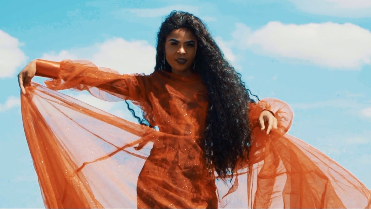 Tawida Aly – Tua Pequena (Vídeo Oficial)