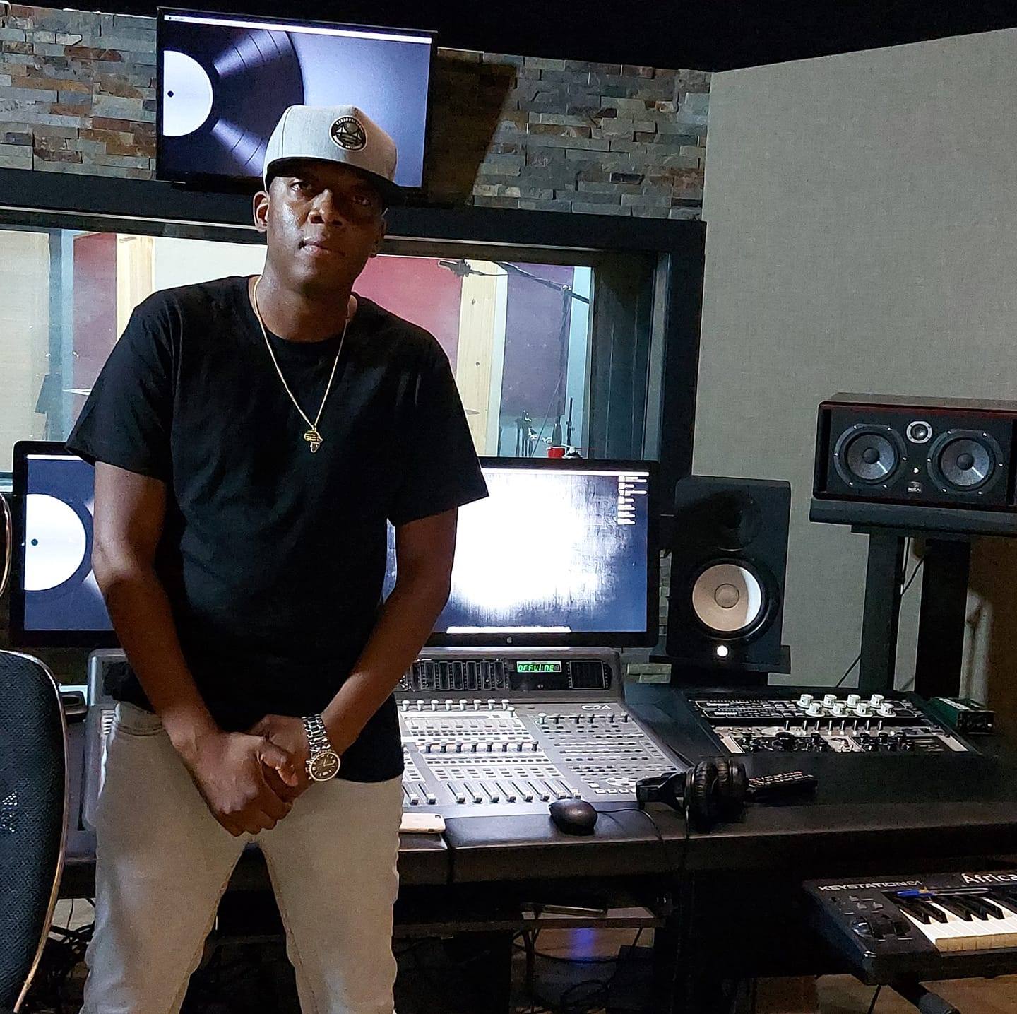 Sweepa anuncia o lançamento da nova música intitulada “F.E.I.D” ao lado do Armaduh e Hyru