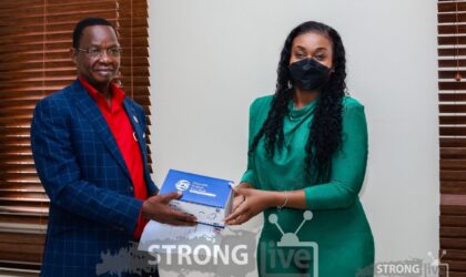 SECRETÁRIO GERAL DA FRELIMO RECONHECE A CAPACIDADE INOVADORA DA STRONGLIVE TV