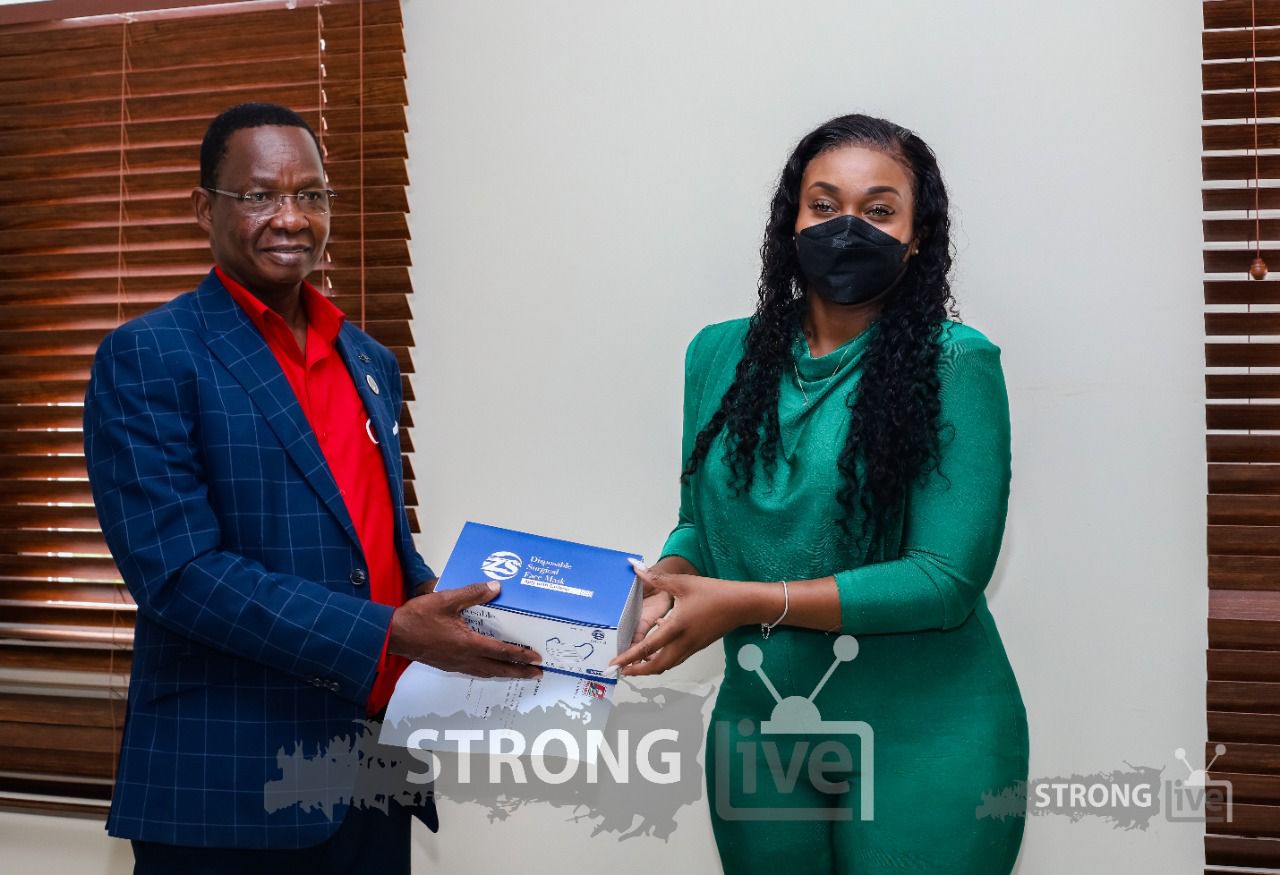 SECRETÁRIO GERAL DA FRELIMO RECONHECE A CAPACIDADE INOVADORA DA STRONGLIVE TV