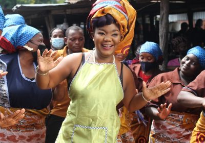 Marllen: “Orgulho-me mais de ter tido meu terceiro filho e de ter feito escola bíblica, em 2021”