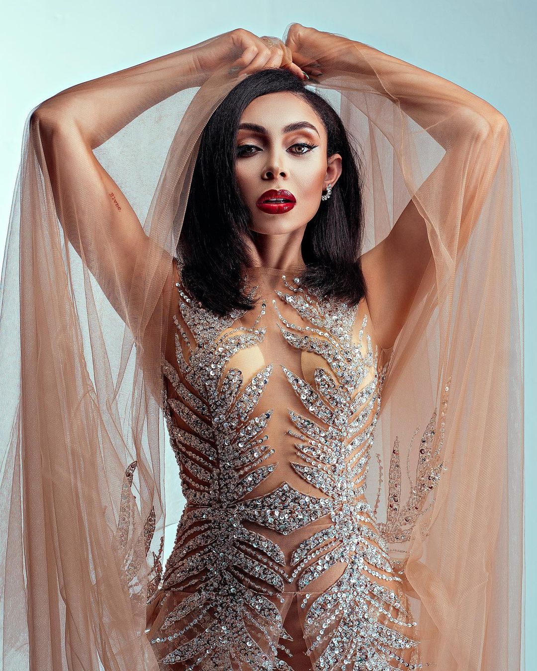 Shellsy Baronet no estúdio a gravar outra versão da música “Cão Tem Pele/Nkao Tempela”