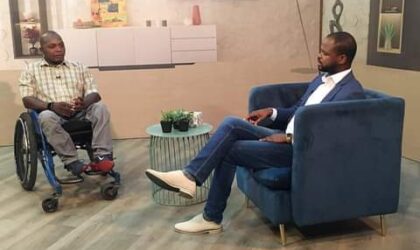 Abdul Remane conta porquê seguiu Jornalismo sendo cadeirante