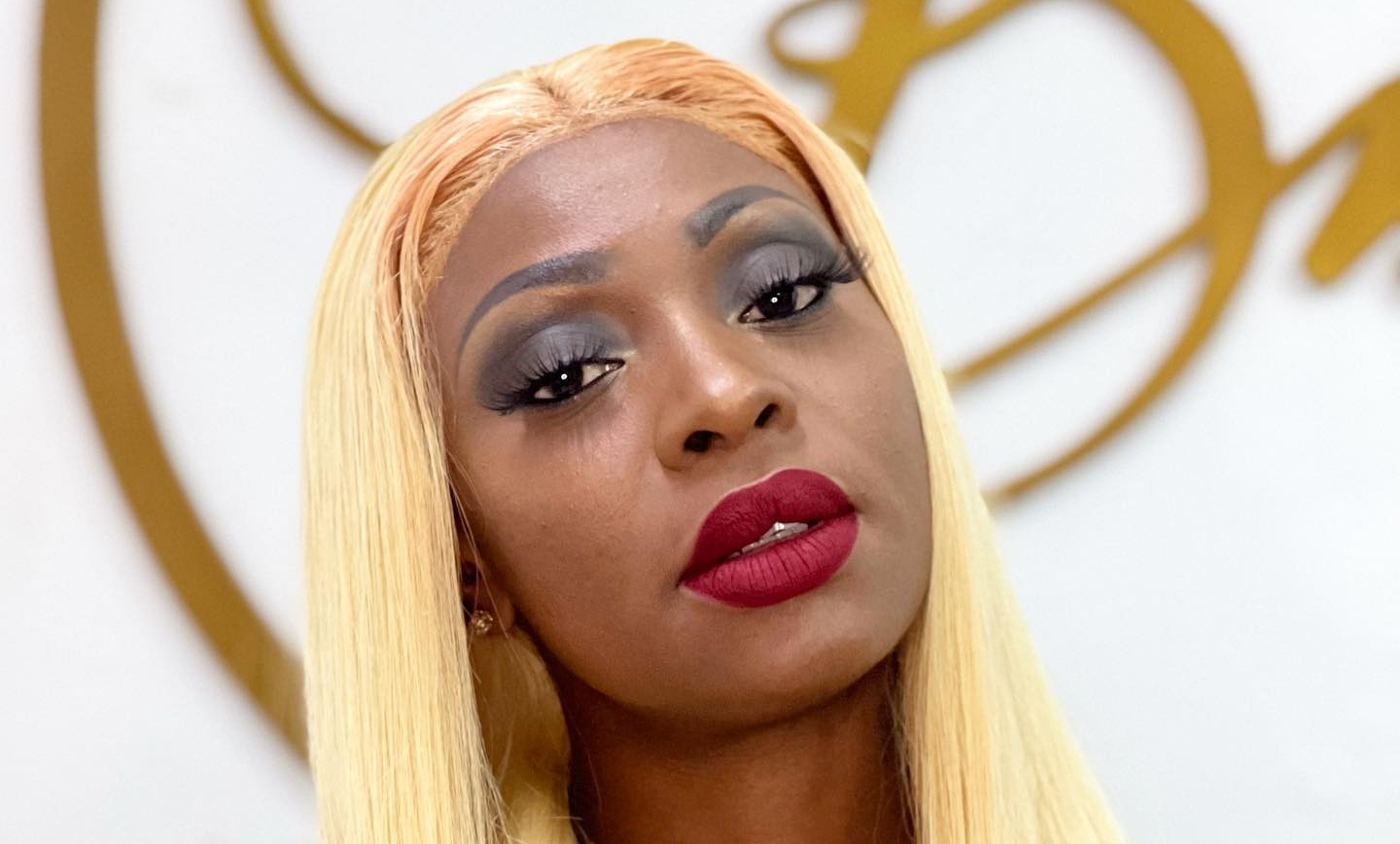 Liloca partilha fotos com makeup e seguidores atacam “Betume em excesso não”