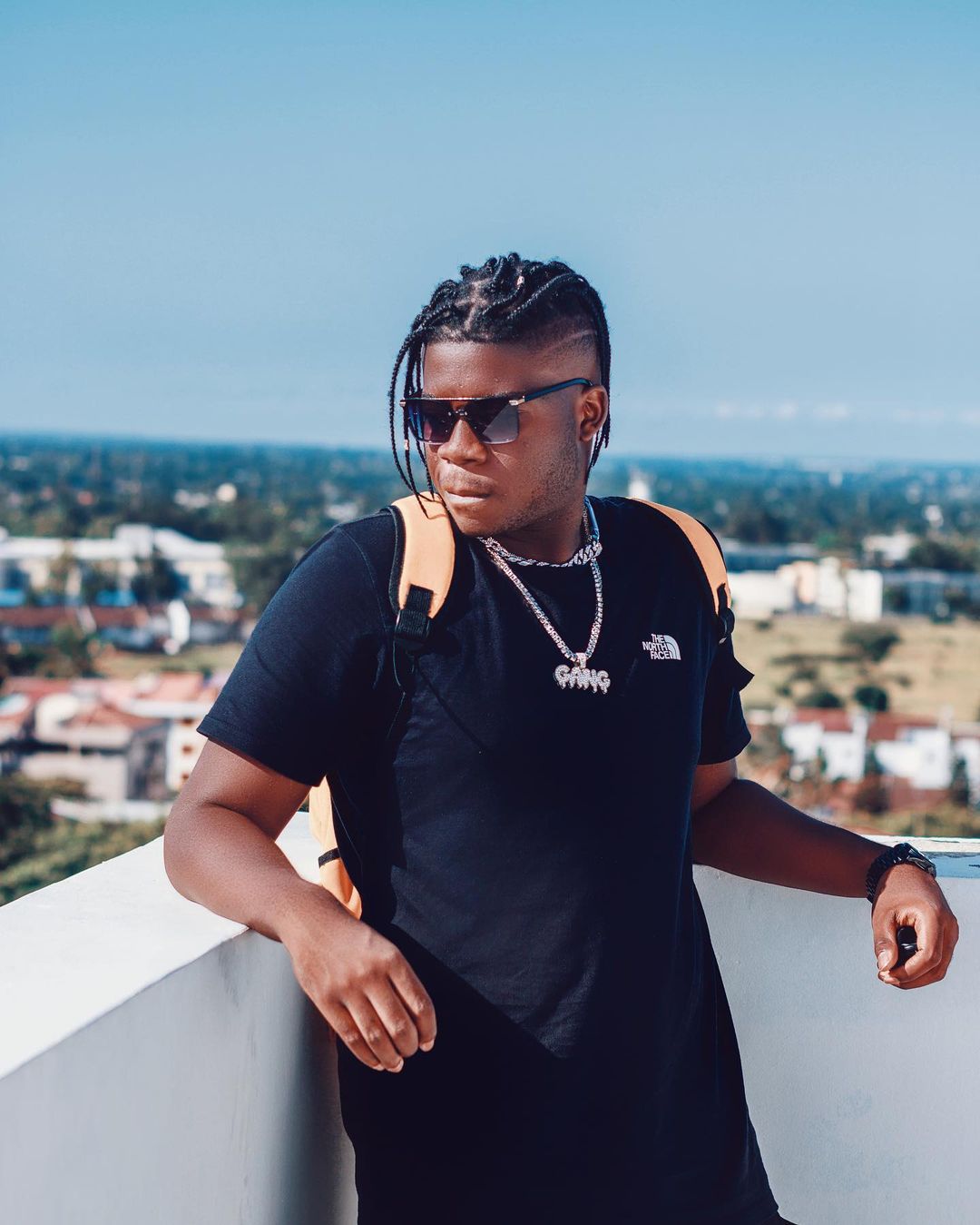 Youngg Ricardo junta artistas do Pandza, Rap e Kizomba no seu 1° álbum