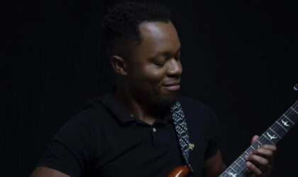 Valter Mabas abre “Blue Window” no Emporium este sábado
