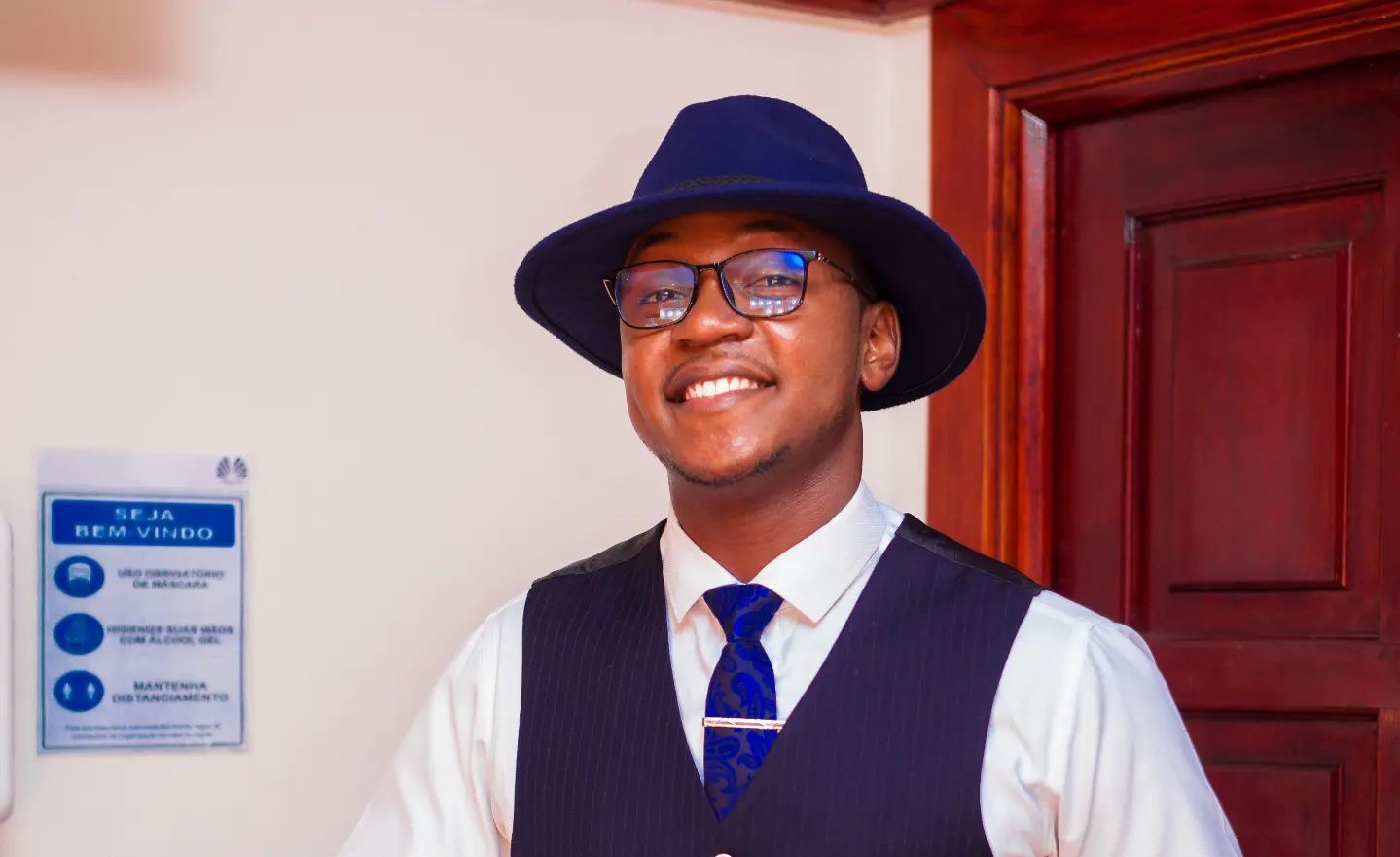 Sabe qual é a música que levou Ubakka à fama? Relembre aqui!