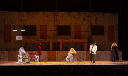 Fundação Fernando Leite Couto leva o espectáculo de teatro “Chovem Amores na rua de matador” a Portugal