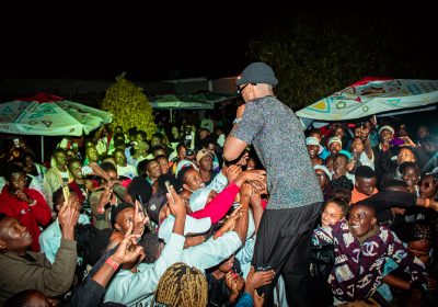 Kingston Siriro “faz Zoom” no Sunset Chimoio e leva o público ao delírio