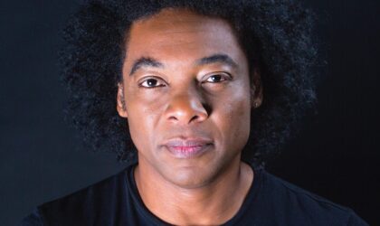 Stewart Sukuma anuncia o seu livro de poesia “O Alfaiate e a Arte de Costurar o Amor”
