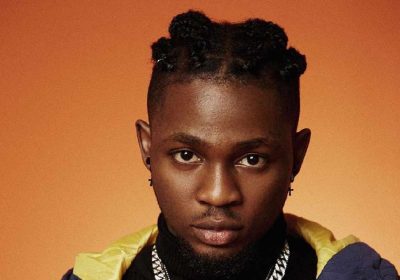 Cantor nigeriano Omah Lay em Moçambique, pela primeira vez