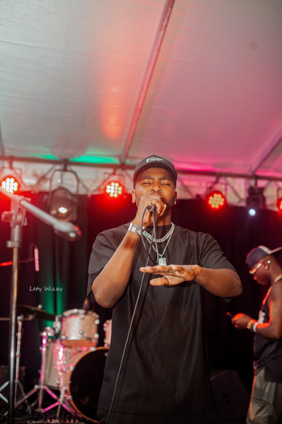 Gabriel Flames faz uma das melhores performances do Festival Nacional de Hip-Hop Punhos no Ar 2022