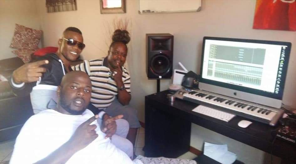 “Eu, DJ Maphorissa e Penny Penny gravámos uma música, que não saiu porque o computador que foi roubado” – Refiller Boy