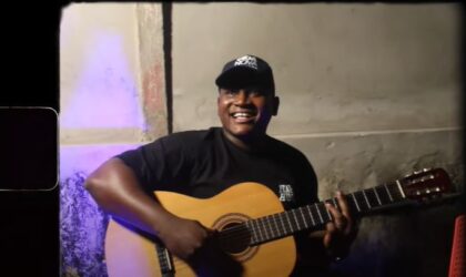 Jay Arghh responde um fã “Killerinho Ramos” com uma música
