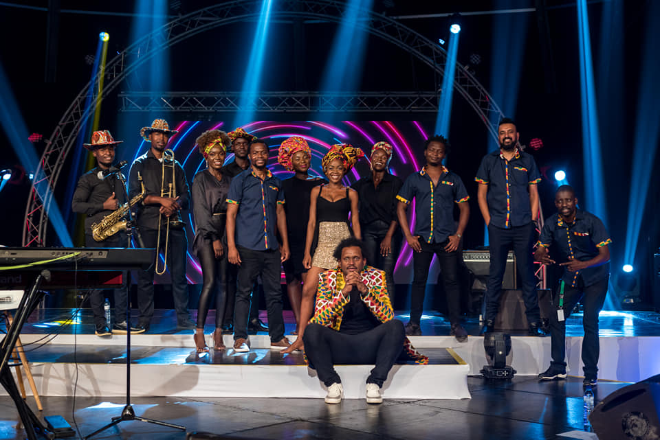 Zé Pires presta “Tributos” a todos que fazem parte dos seus 35 anos de carreira num espectáculo