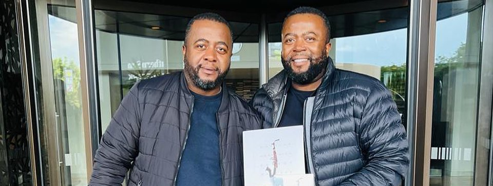 Foto de Moreira Chonguiça e Beto Chonguiça viraliza na internet: “Afinal, quem é quem?”