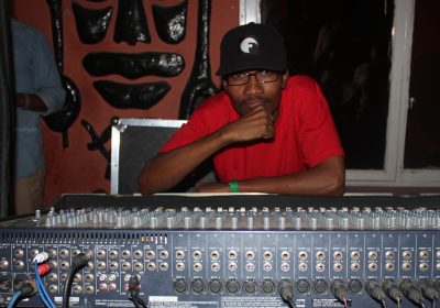 Fu da Siderurgia sobe ao palco e invoca os seus ancestrais