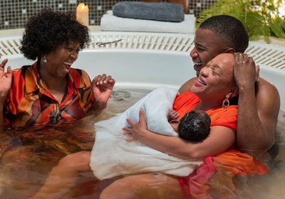 “Yaba Buluku Remix” é uma das trilhas sonoras da série sul-africana “How To Ruin A Christmas” da Netflix