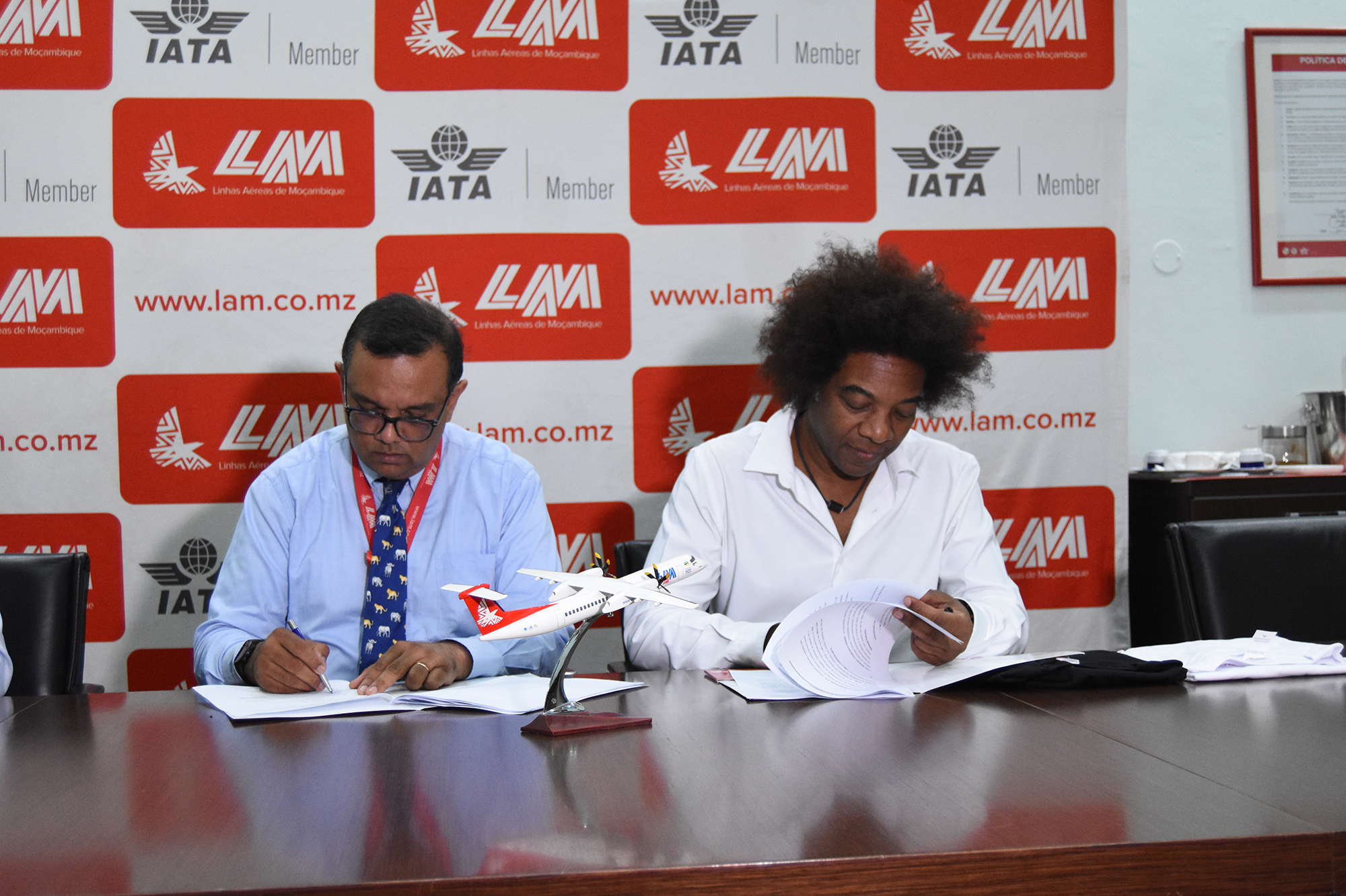 Stewart Sukuma torna-se Embaixador de Marca da LAM Stewart Sukuma torna-se Embaixador de Marca da LAM