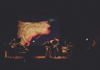 Projecto “Cinzas” cruza o preto e branco,  o quente e o frio, o caos e a serenidade no Franco