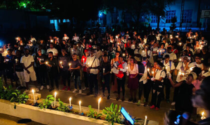 Fãs participam em vigília de homenagem a Azagaia