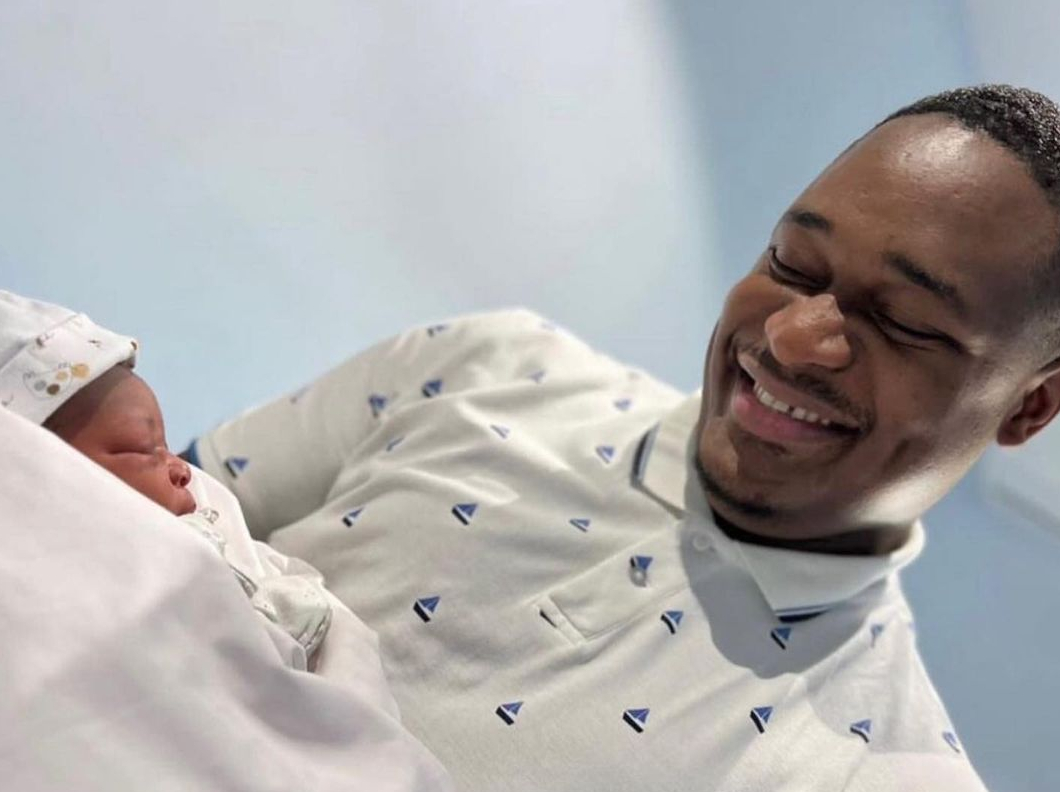 DJ Dilson celebra a chegada da filha 