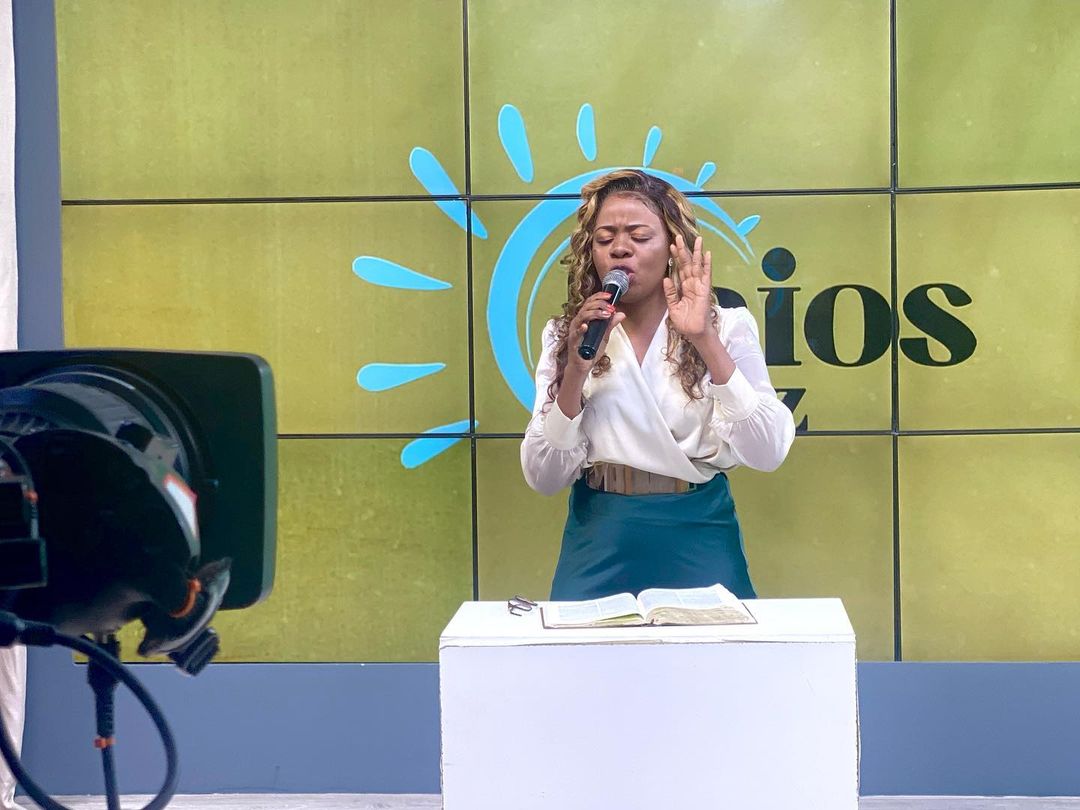 Zainabo José apresenta o seu novo trabalho gospel “Khanimambo” Zainabo José apresenta o seu novo trabalho gospel “Khanimambo”