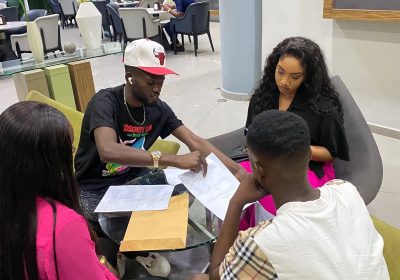 Bibas eleva o estilo em Nampula como madrinha de uma Agência de Moda