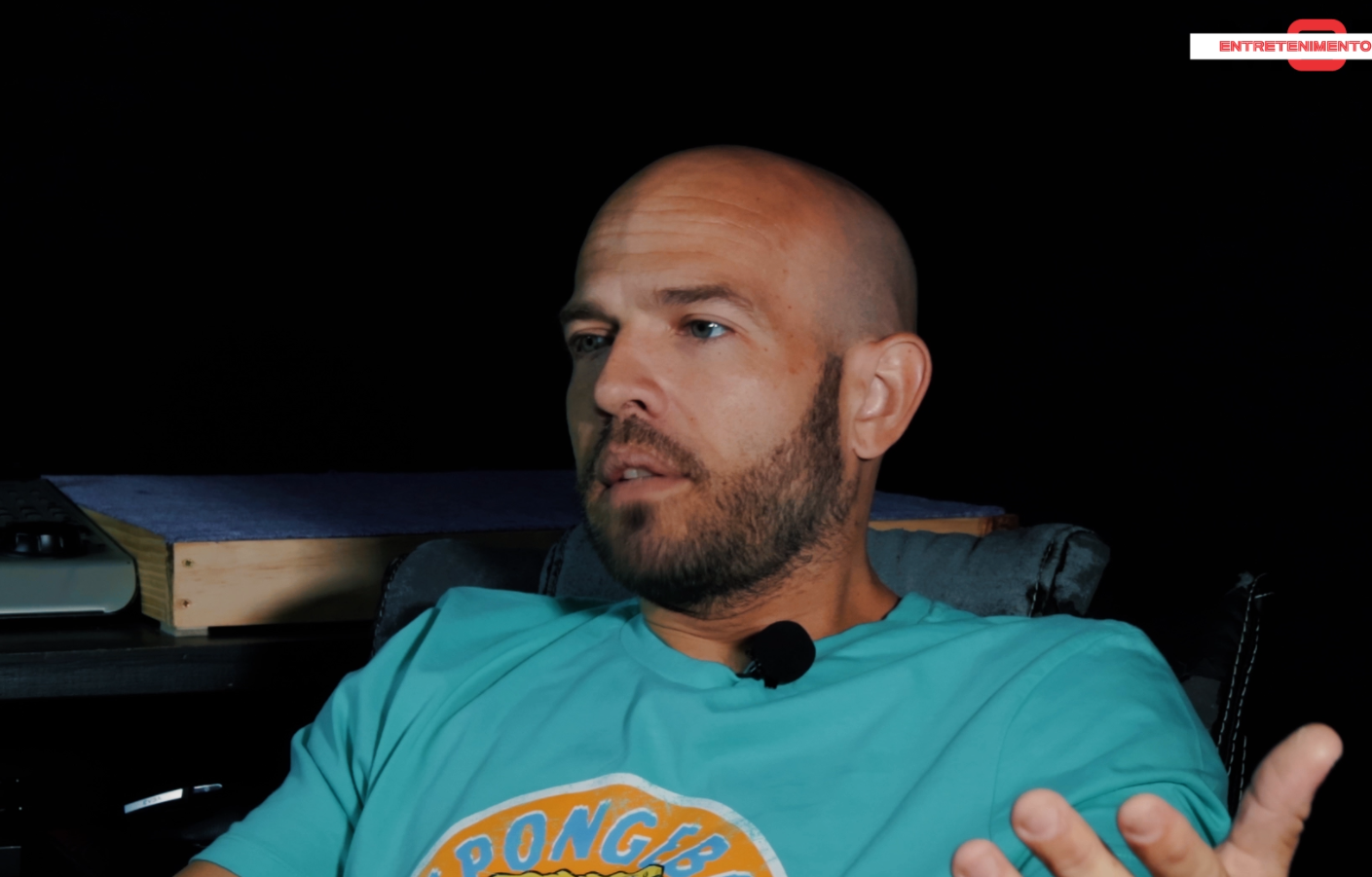 “O artista não deve ganhar 10 mil mts, levar 9 mil para ir fazer a sua vida e investir só mil na música” – Leeleo