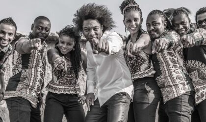 Stewart Sukuma e Banda Nkhuvu preparam as malas para actuar em Brasil