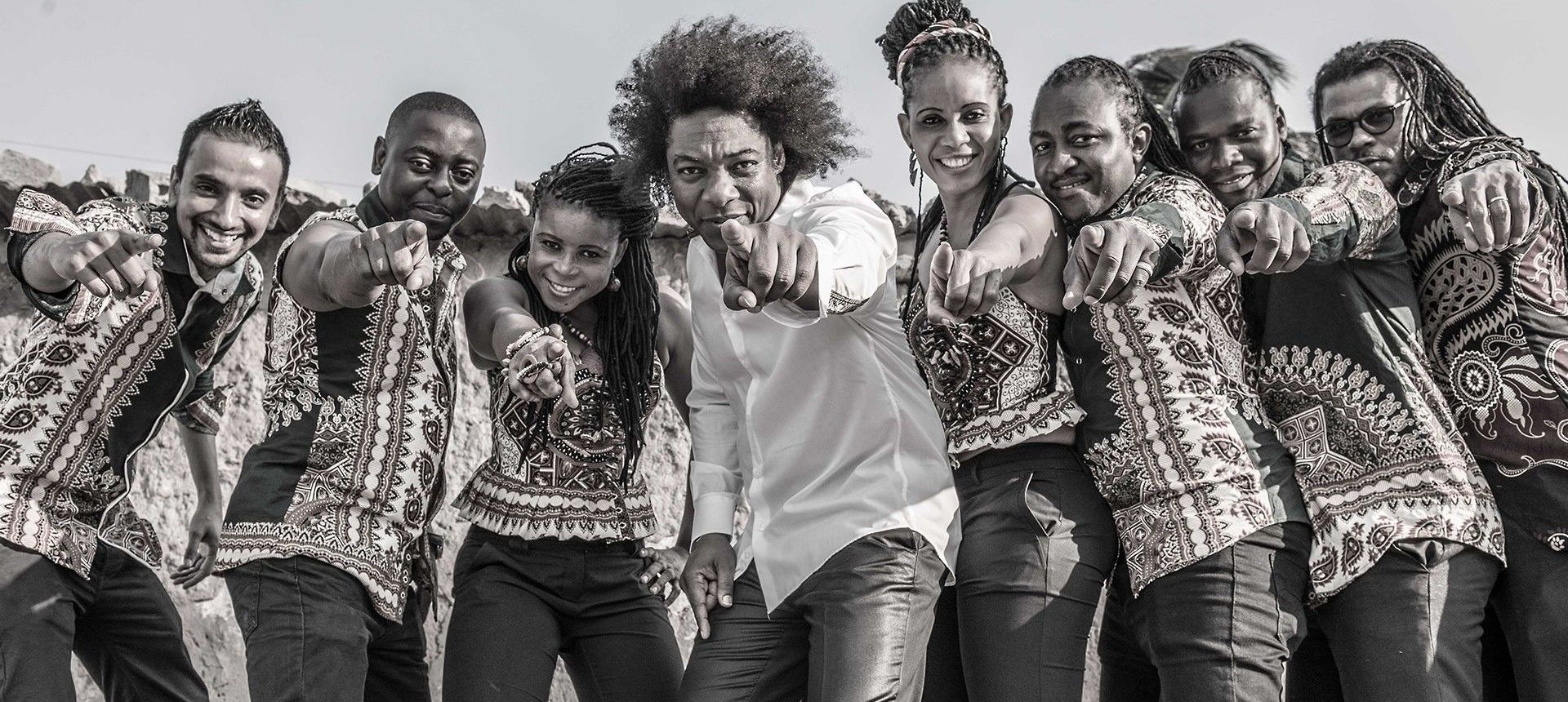 Stewart Sukuma e Banda Nkhuvu preparam as malas para actuar em Brasil