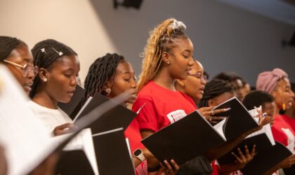 Xiquitsi oferece Jornadas memoráveis de música, fechando a temporada com brilho clássico e sabores locais