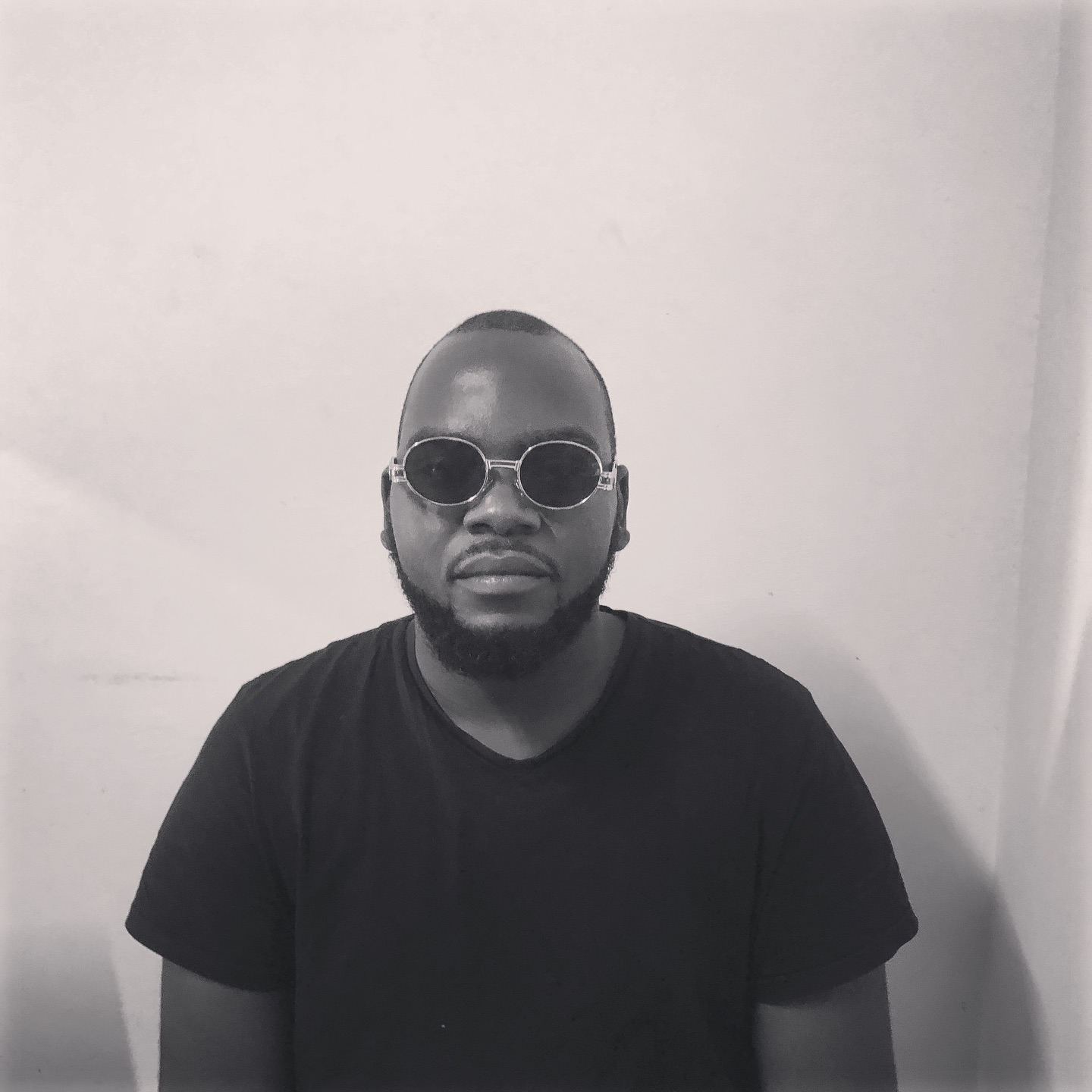 Cláudio Ismael prepara o lançamento do EP “Fênix”