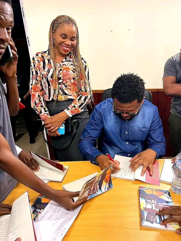 “Jessemusse Cacinda arrasa Paulina Chiziane” – José Xpião