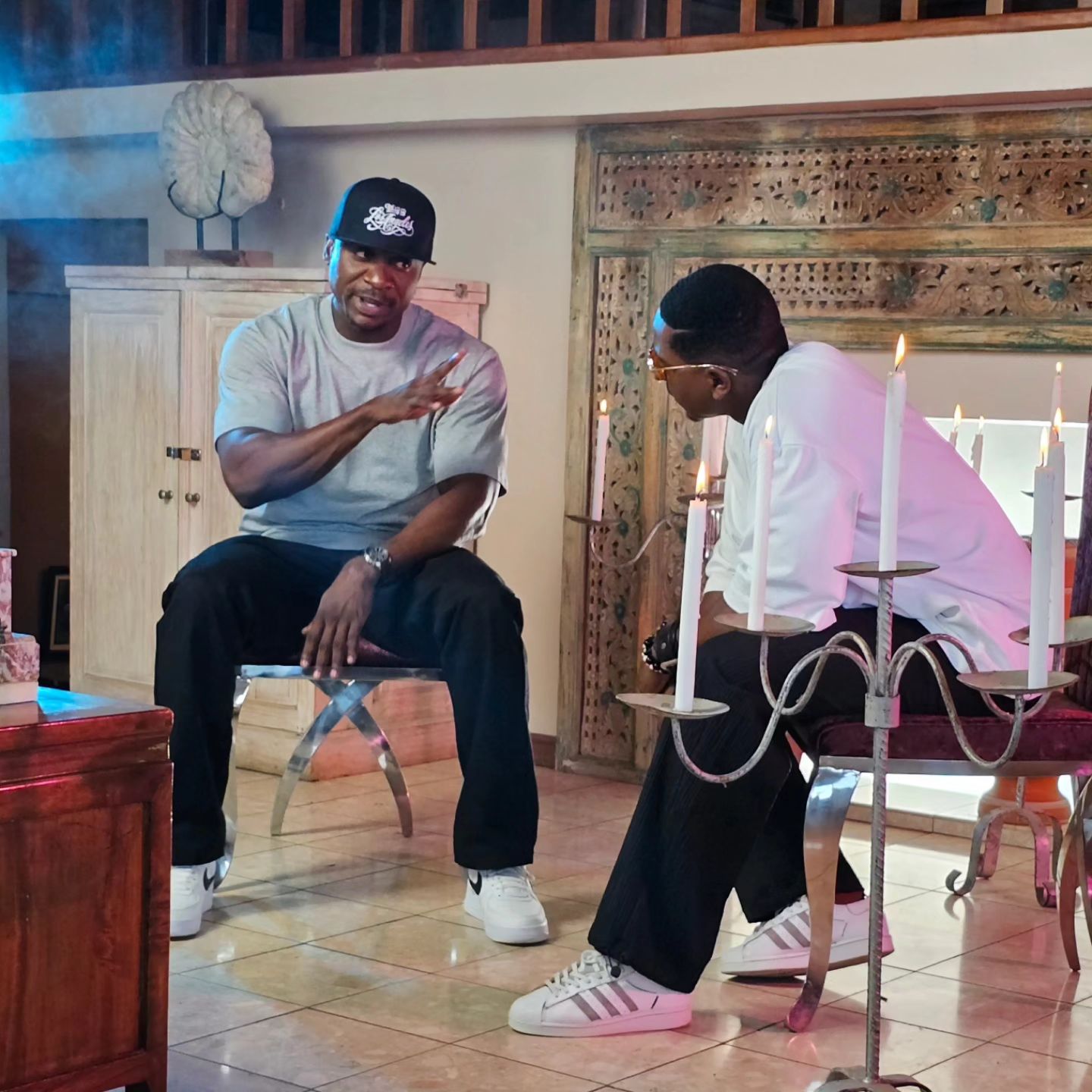 Khronic lança o vídeo da música “Doar-se” ao lado de Nelson Nhachungue