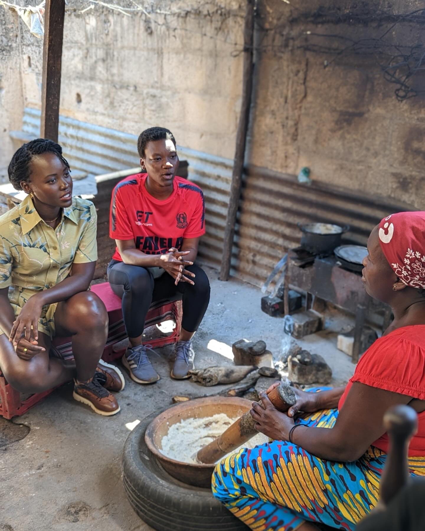 Lupita Nyong’o revela detalhes da sua visita a Maputo: “Uma das cidades mais bonitas de África”