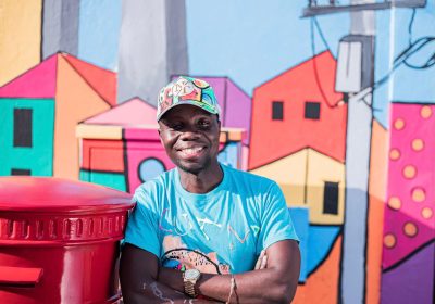 De Manhiça para o Mundo: Sebastião Coana explica como como conseguiu vaga na Academia de Belas Artes da China 